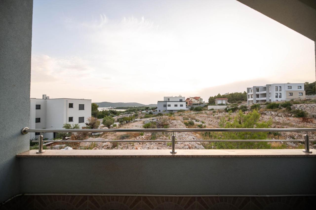 Sunny Beach Apartments Šibenik Dış mekan fotoğraf